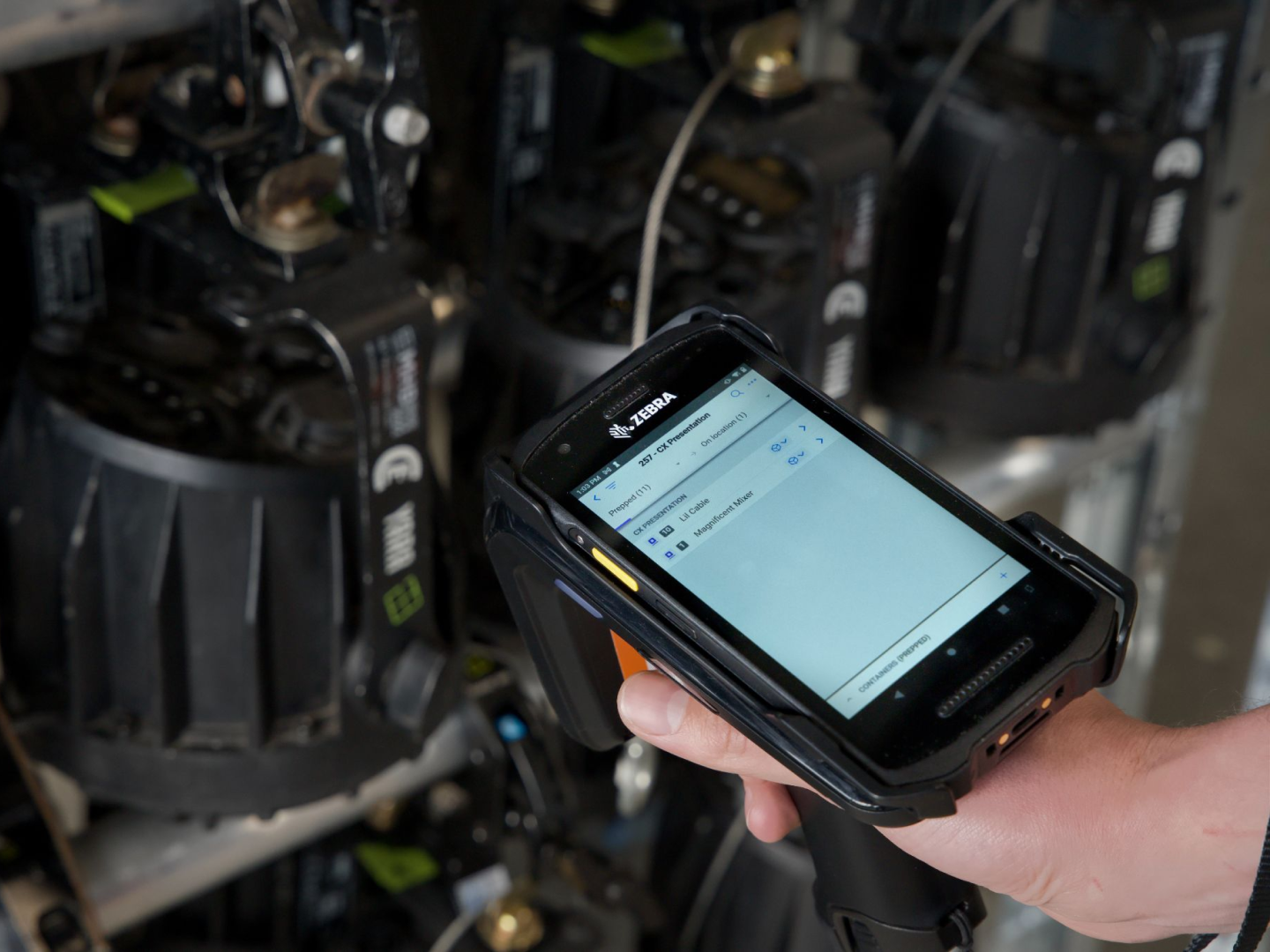 scan-items-with-rfid-technology-at-rentman-080477700-1693833542_large